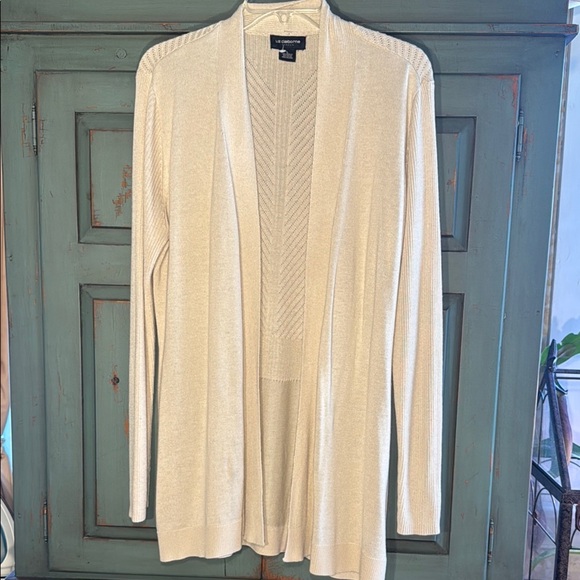 EUC Liz Claiborne Cream Cardigan Sweater Lightweight Knit Open Front - Picture 1 of 7